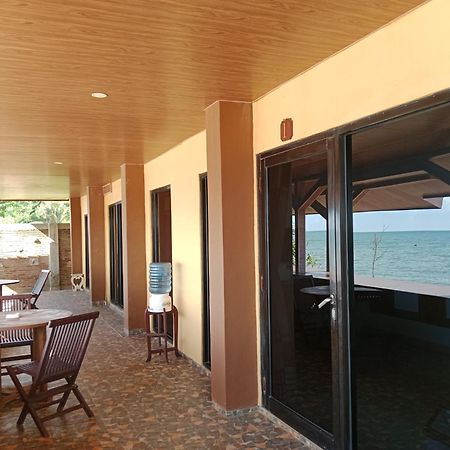 Omah Laut Bondo Jepara - By The Beach, Direct View Of The Sea, Great Base For Water Sports Margokerto Εξωτερικό φωτογραφία