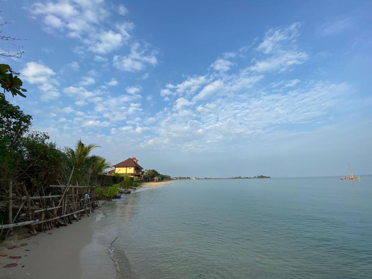 Omah Laut Bondo Jepara - By The Beach, Direct View Of The Sea, Great Base For Water Sports Margokerto Εξωτερικό φωτογραφία