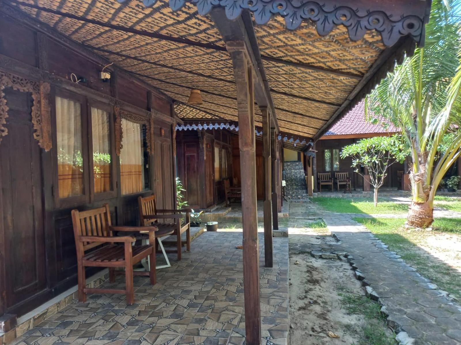 Omah Laut Bondo Jepara - By The Beach, Direct View Of The Sea, Great Base For Water Sports Margokerto Εξωτερικό φωτογραφία